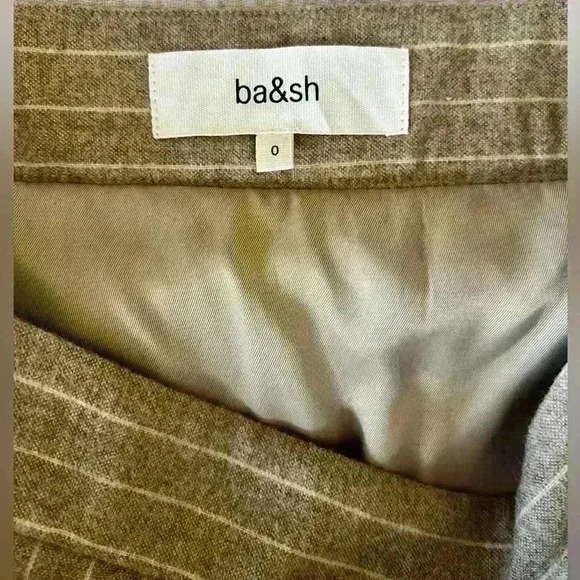 ba&sh Beige Pinstripe Pleated Mini Skirt | Size 0 - Picture 4 of 4